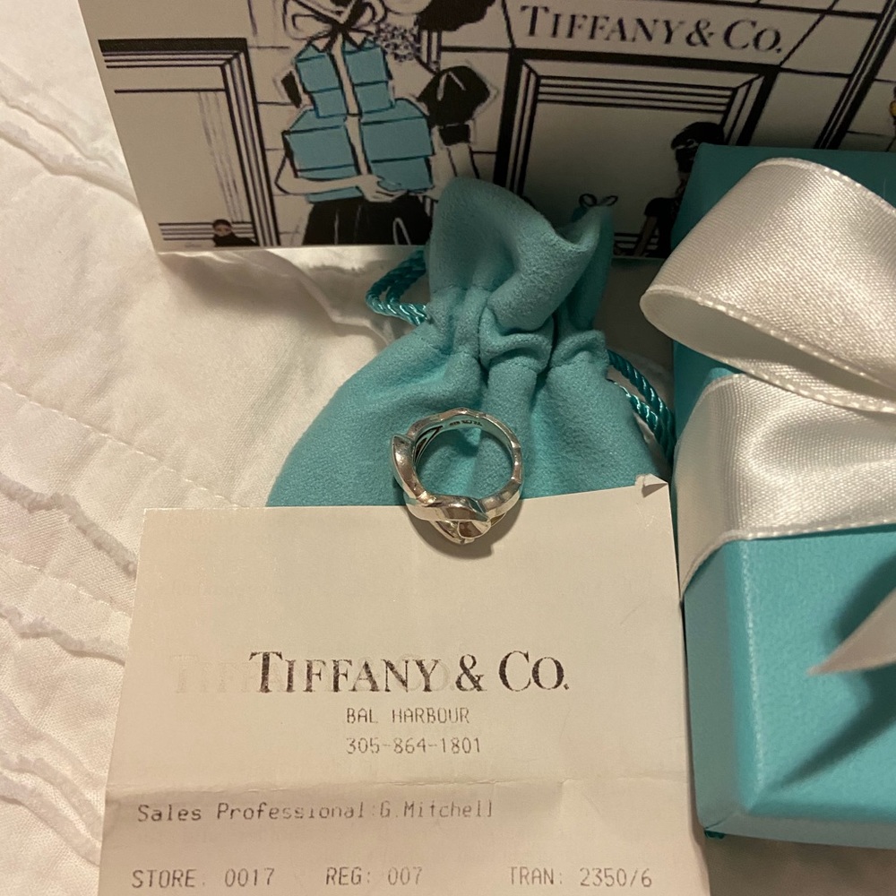 Tiffany & Co. Double Loving heart ring